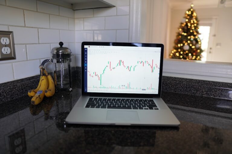 5 indicatori simpli ca să-ți măsori progresul financiar lunar